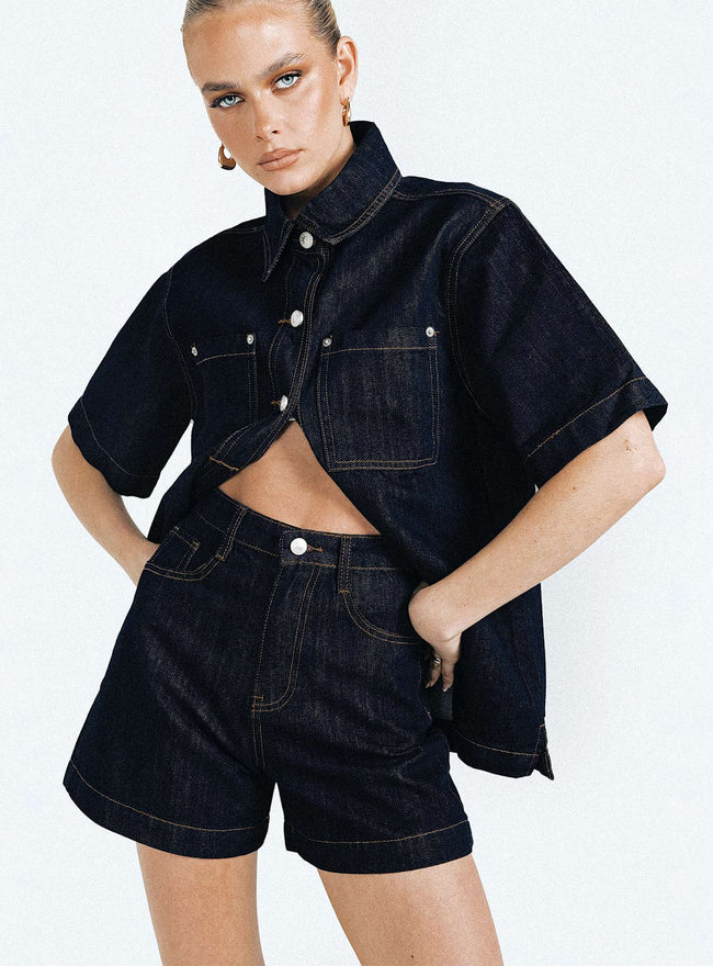 Whitaker Shorts Dark Denim Hover Image