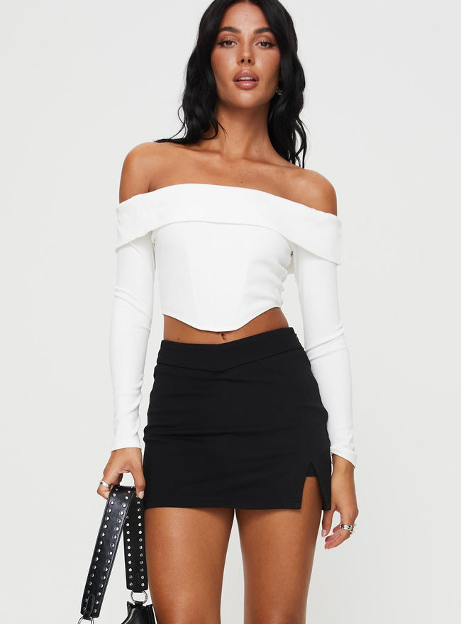 Ravyn Skort Black Tall Main Image