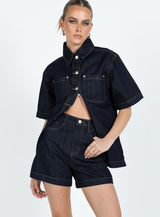 Whitaker Shorts Dark Denim Main Image