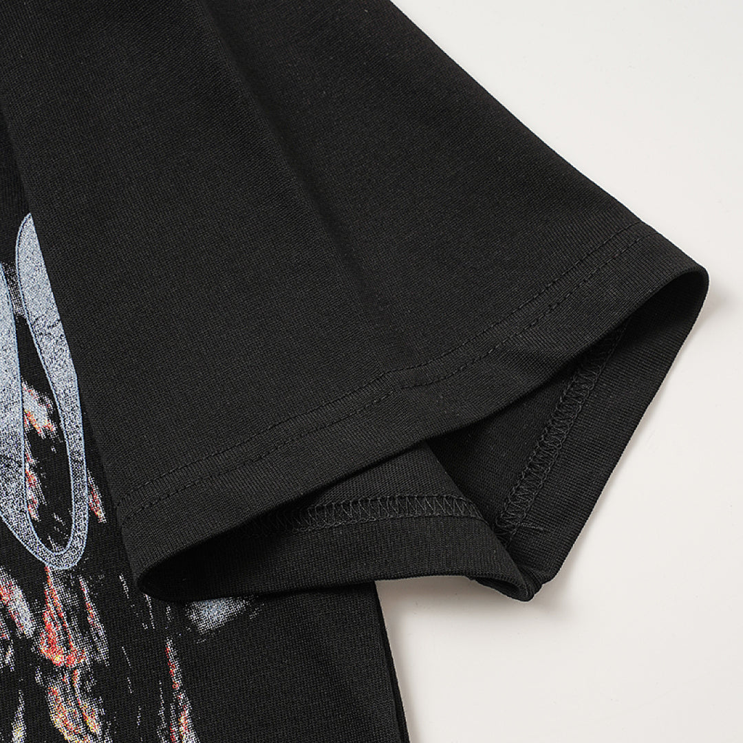 MIXED EMOTION Black Vintage Figure Graphic T‑Shirt