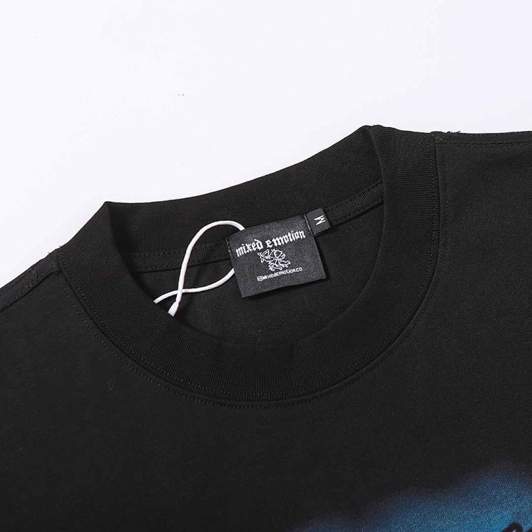 MIXED EMOTION Black Panther Portrait Gothic Letter Graphic T‑Shirt