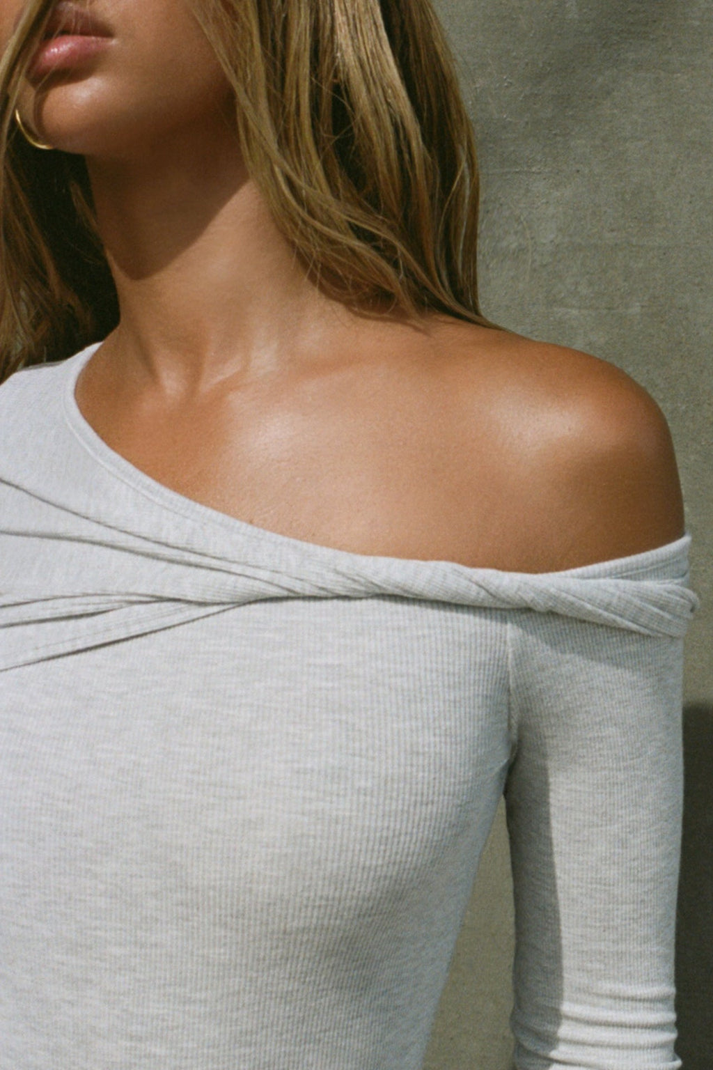 Off Shoulder Twist Long Sleeve